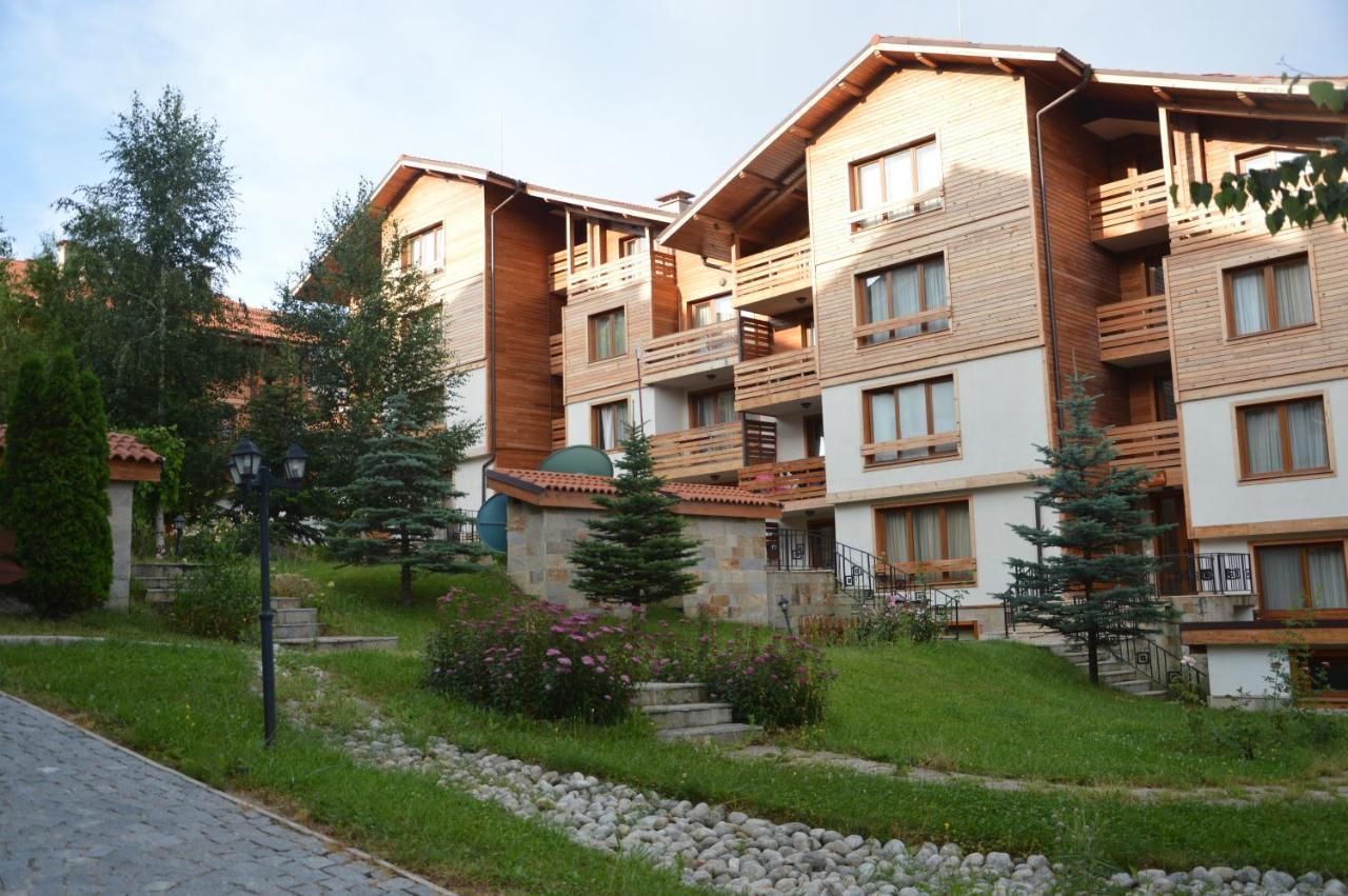 One Bedroom Apartment In Gated Complex バンスコ エクステリア 写真