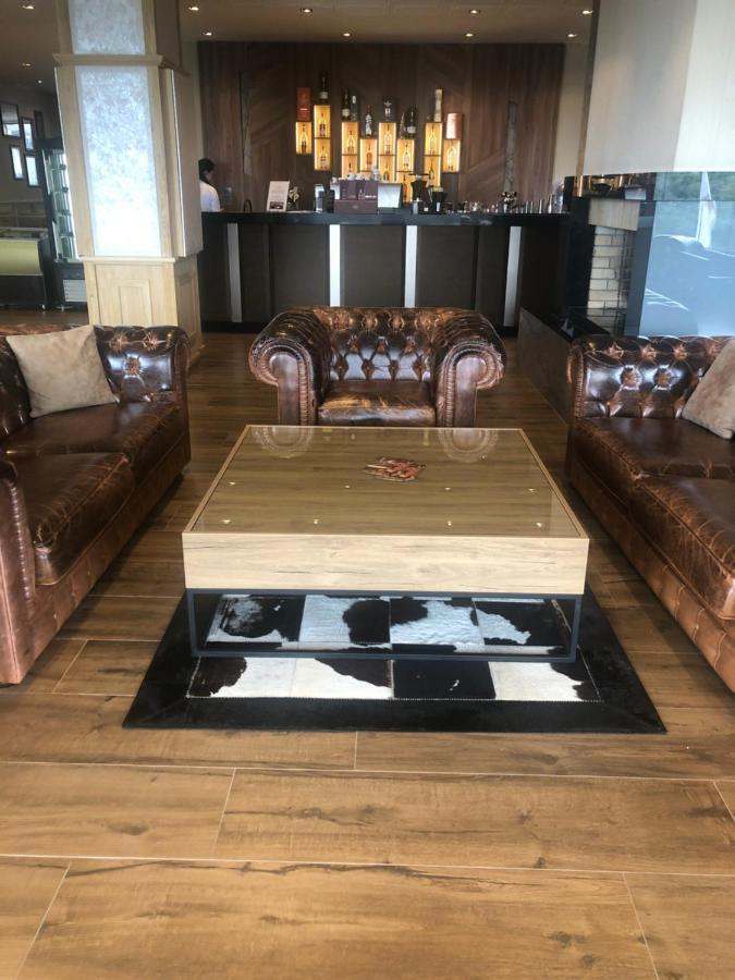 One Bedroom Apartment In Gated Complex バンスコ エクステリア 写真